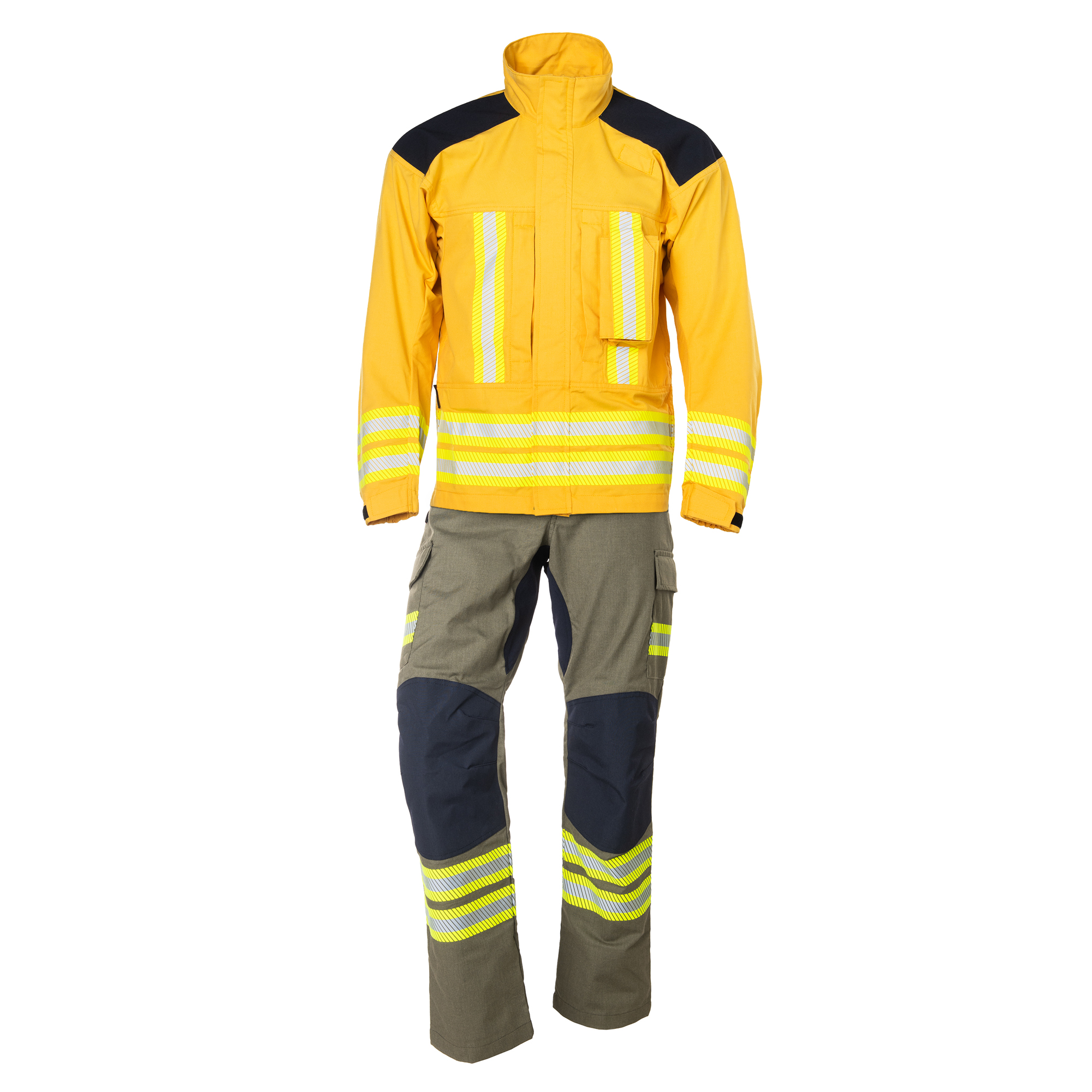 TRAJE 01